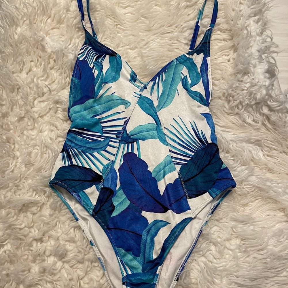 LA hearts high leg one piece!